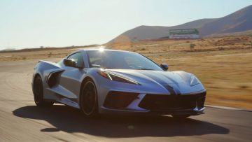 2020 Chevrolet Corvette Stingray Z51 | Tire Rack Hot Lap